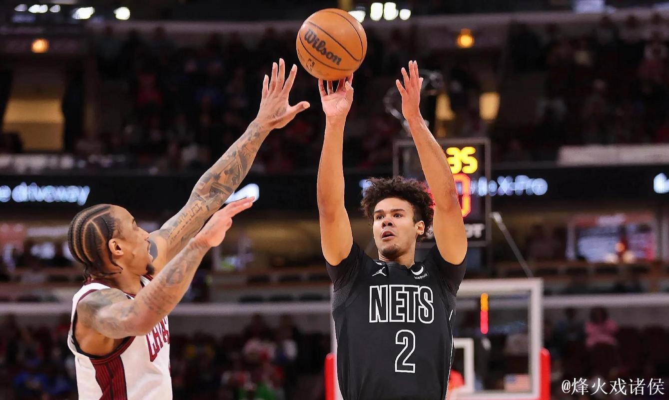 卡梅伦-约翰逊9投5中贡献13分、3篮板和2助攻，其中三分球5中2